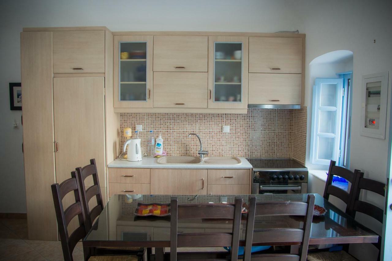 Гостьовий будинок Katsinaros House Emporio  Екстер'єр фото